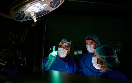 Médecins en pratique opératoire