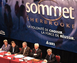 Initi par la Ville, le Sommet de Sherbrooke s'est tenu dans l'enceinte du Centre culturel le 24 mai et a runi quelque 300 participants.