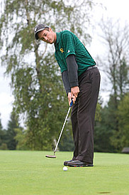 Éric Benoît a joué le 2e meilleur pointage du tout 1er&nbsp;omnium de golf André-Pelletier en remettant une carte de&nbsp;72 le 16&nbsp;septembre.