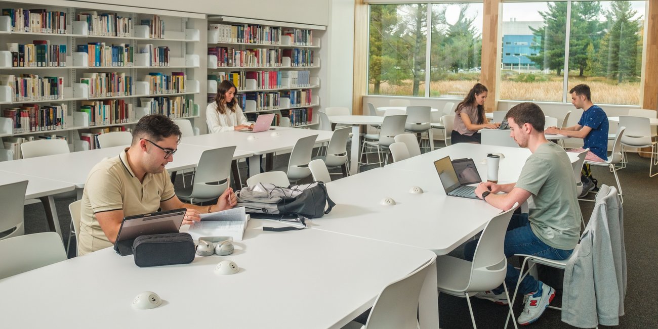 Bibliothèque_services_apprus