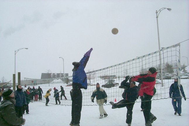 Partie de volley-ball d’hiver
