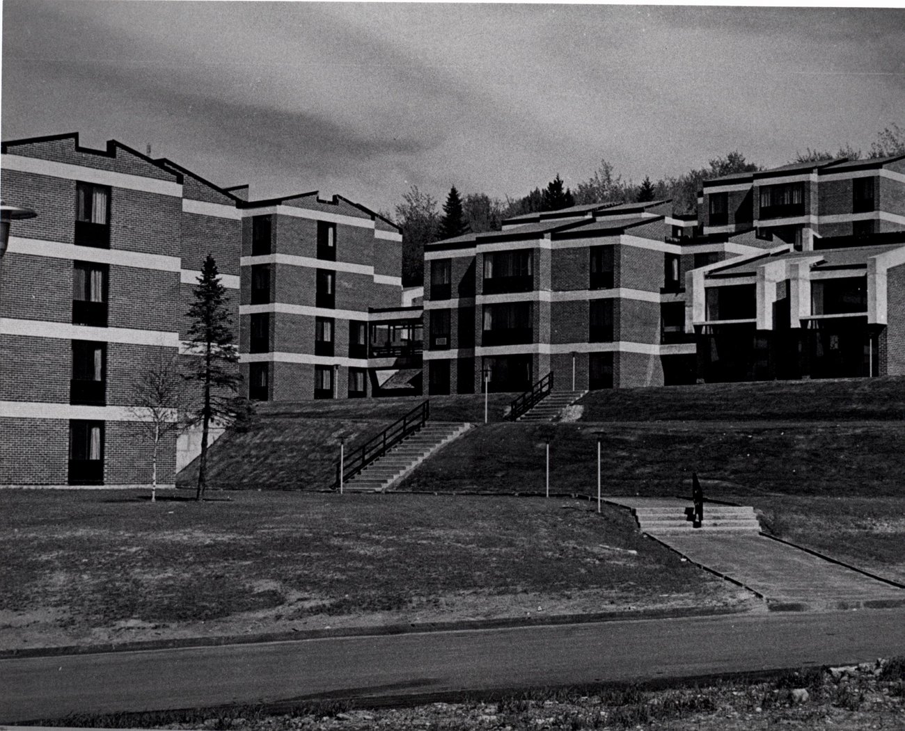 Nouvelles résidences étudiantes, 1969