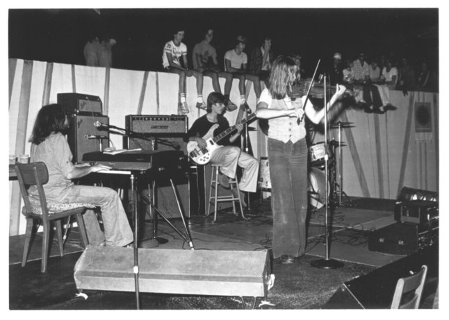 Spectacle musical étudiant à l’agora, 23 juin 1976