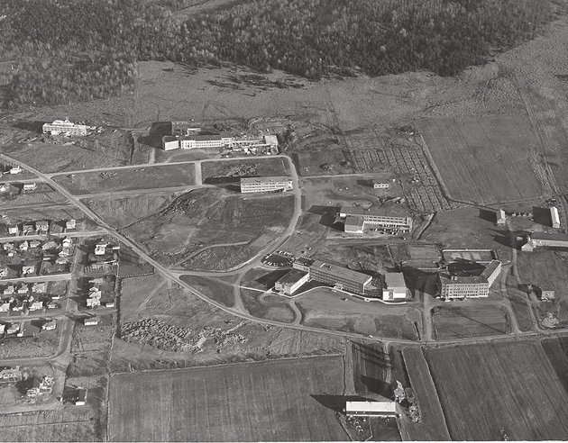 Campus de l'Université de Sherbrooke au début des années 1960