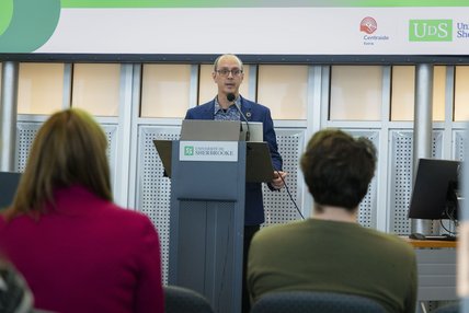Stéphane Roux, directeur général du Service de soutien à la formation et président de la campagne Centraide de l'UdeS