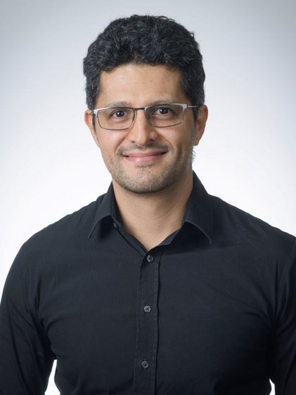 Professeur Pedro Alejandro Segura