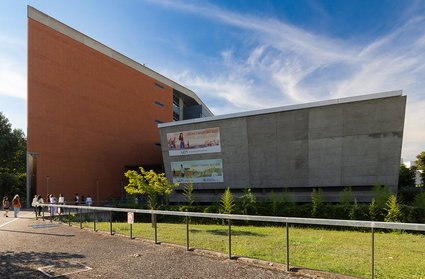 Bâtiment extérieur de l'Institut d'Administration des Entreprises (IAE) - Clermont-Auvergne