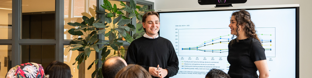 Photo de bandeau pour la page de la maîtrise en administration, concentration marketing