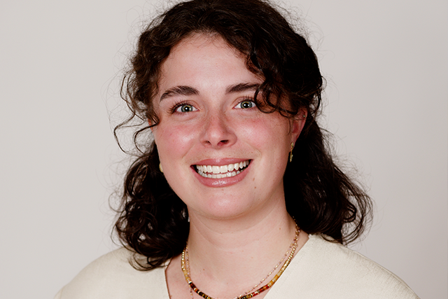 Marie-Clara Delage, étudiante au Département de géomatique appliquée de l'Université de Sherbrooke 