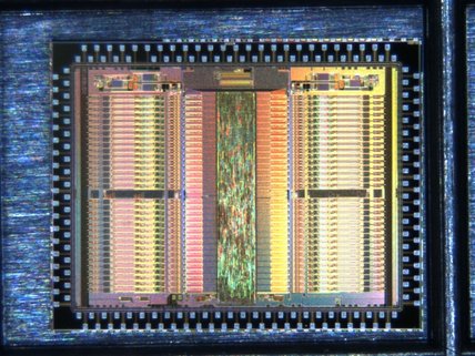 Vue d'un circuit intégré à nu