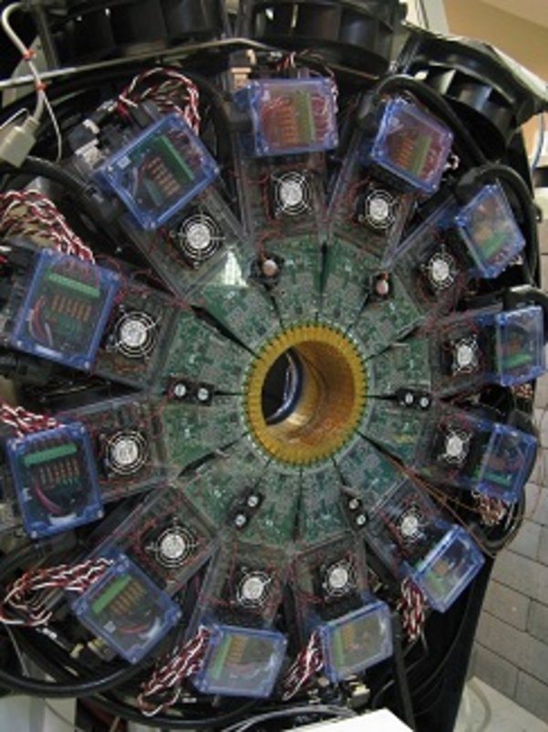 Vue de l'anneau du scanner LabPET I