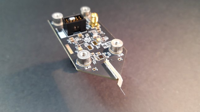 Carte pouvant faire les mesures sur les circuits intégrés