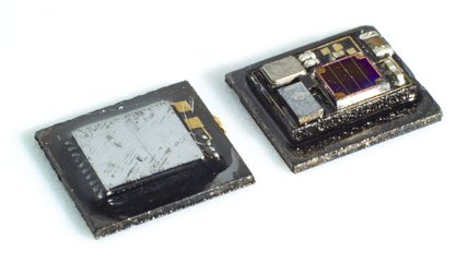 2 vues de l'implants