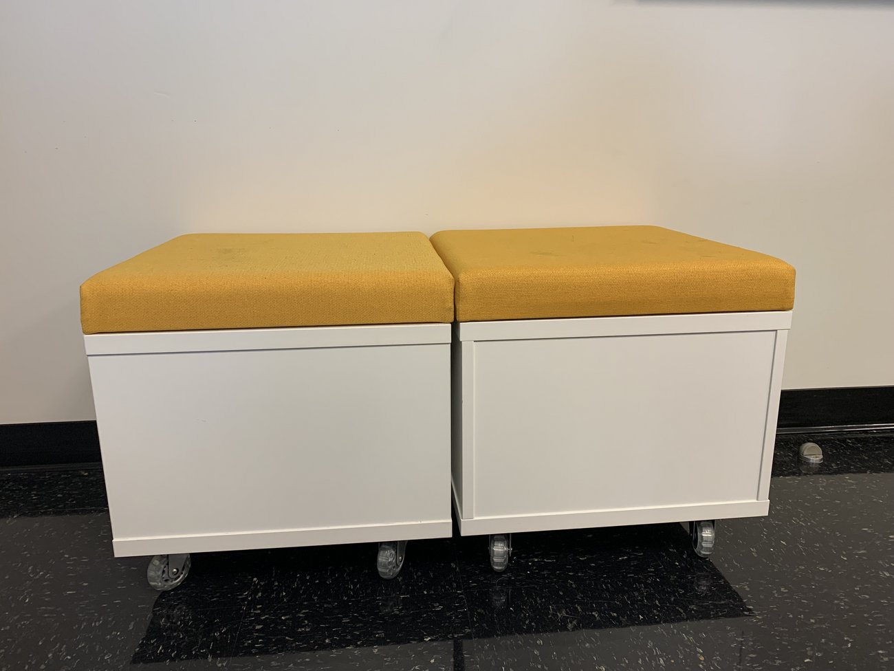 Bancs amoviles dans Incubateur d'innovations pédagogiques