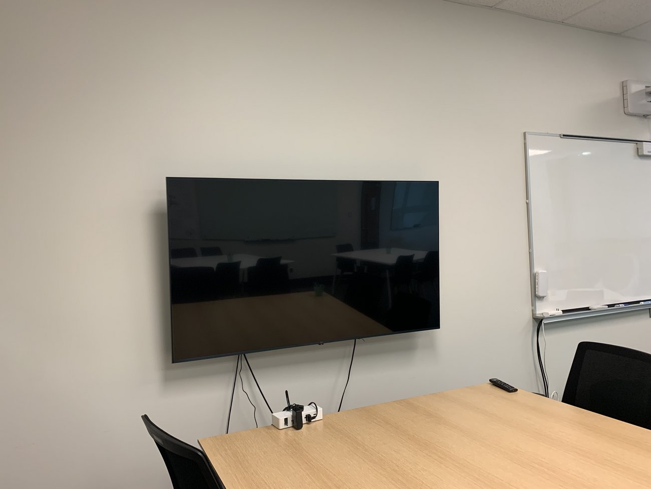 Télévision dans Incubateur d'innovations pédagogiques