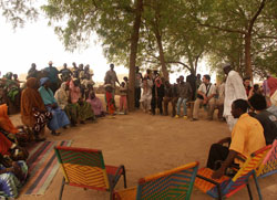 Runion de village au Niger.