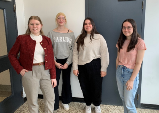 En ordre d’apparition (de gauche à droite) : Stella Joly-Dufresne, Sara Hadzimunatovic, Myriam Beaulac et Vicky Rochon