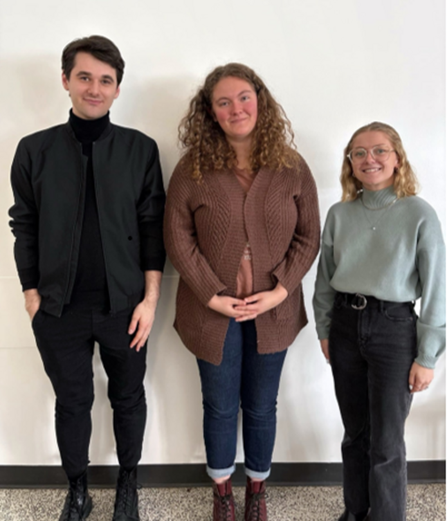 En ordre d’apparition (de gauche à droite) : Xavier Thibert-Verreault, Laurie Aumont et Abygaële Lynch