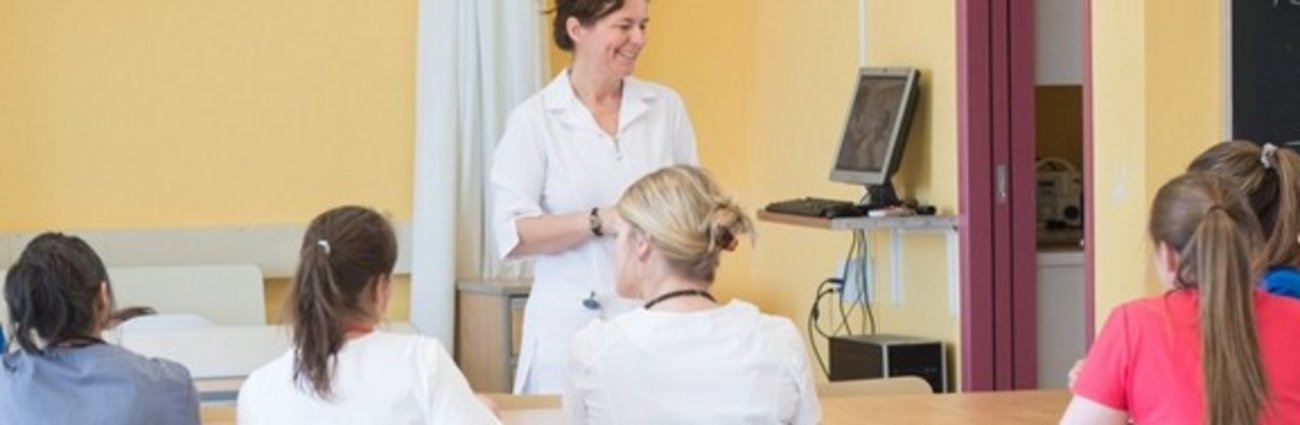 Classe d'enseignement en santé, assistance et soins infirmiers