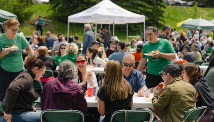 Dîner communautaire