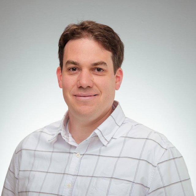 Photo du professeur Mathieu Picard