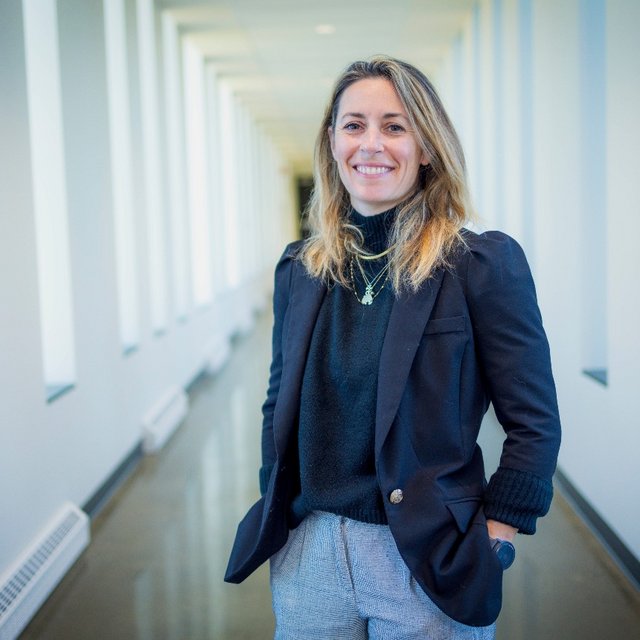 Photo de la professeure Eléonor Riesco