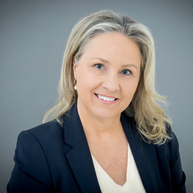 Photo de la professeure Annie Ouellet