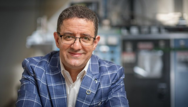 Photo of Professor Mohamed Siaj