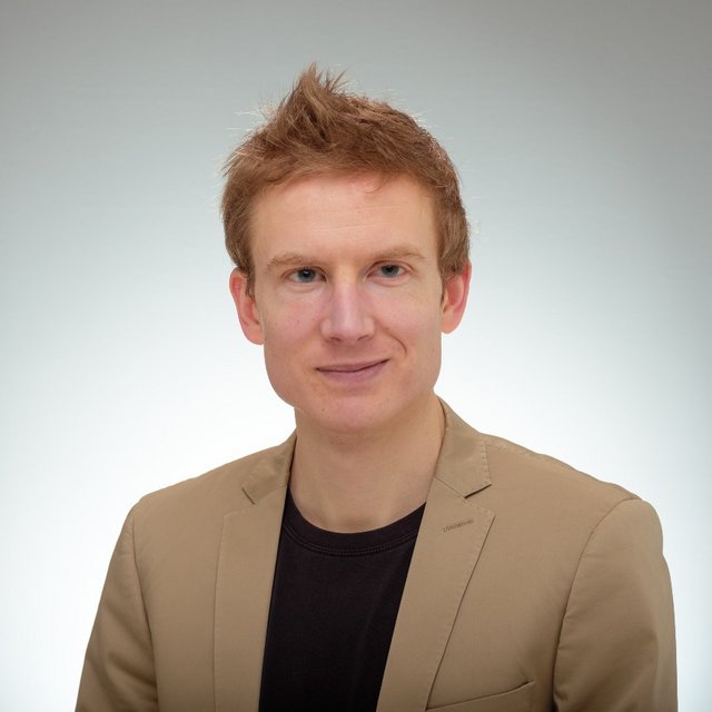 Photo du professeur Félix Camirand Lemyre