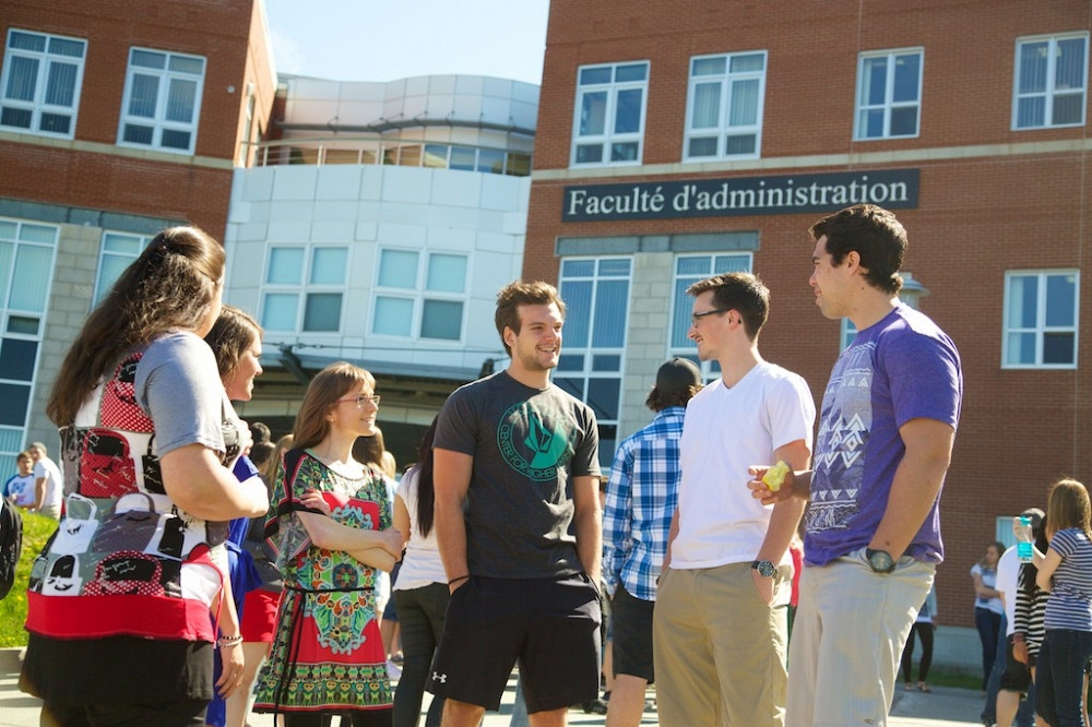 La communaut&eacute; &eacute;tudiante de la Facult&eacute; d'administration