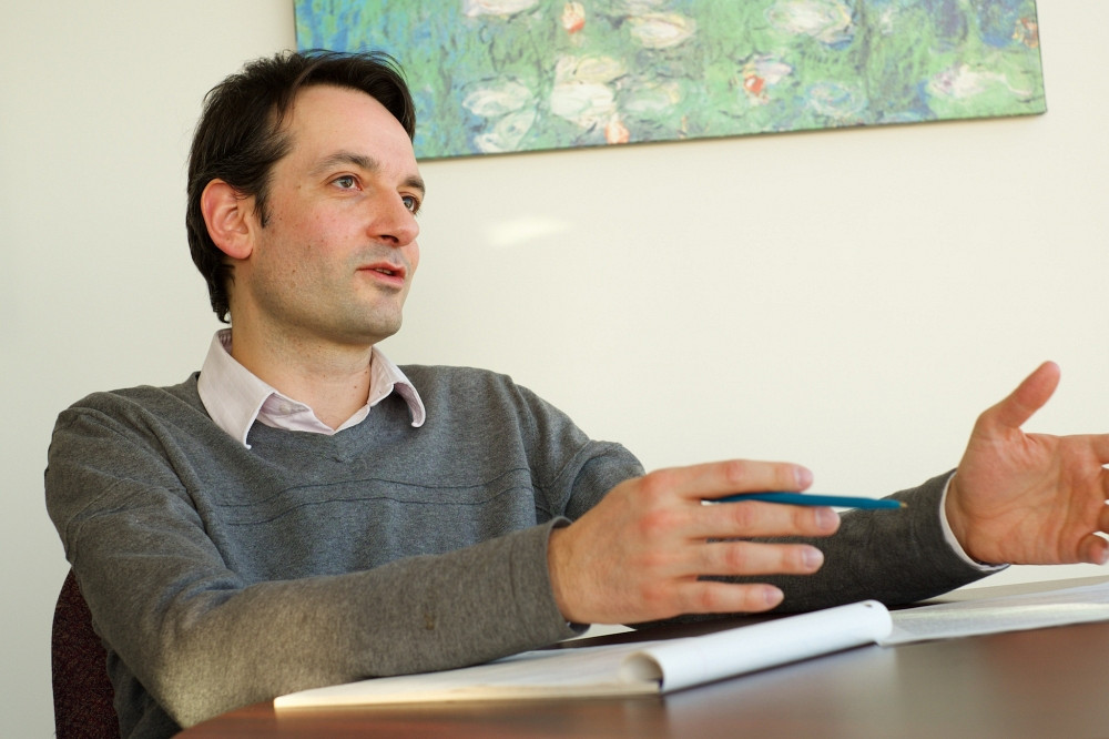 Le professeur Jean-François Roberge est également directeur des programmes en prévention et règlement des différends à la Faculté de droit.