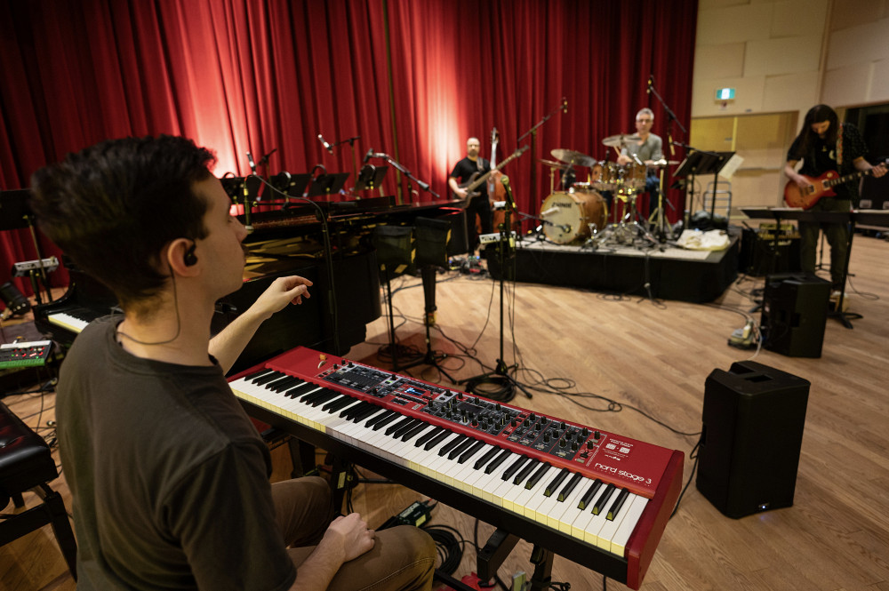 Les microprogrammes en pratique musicale permettront &agrave; des gens inscrits dans d&rsquo;autres disciplines de pouvoir poursuivre une formation en musique.