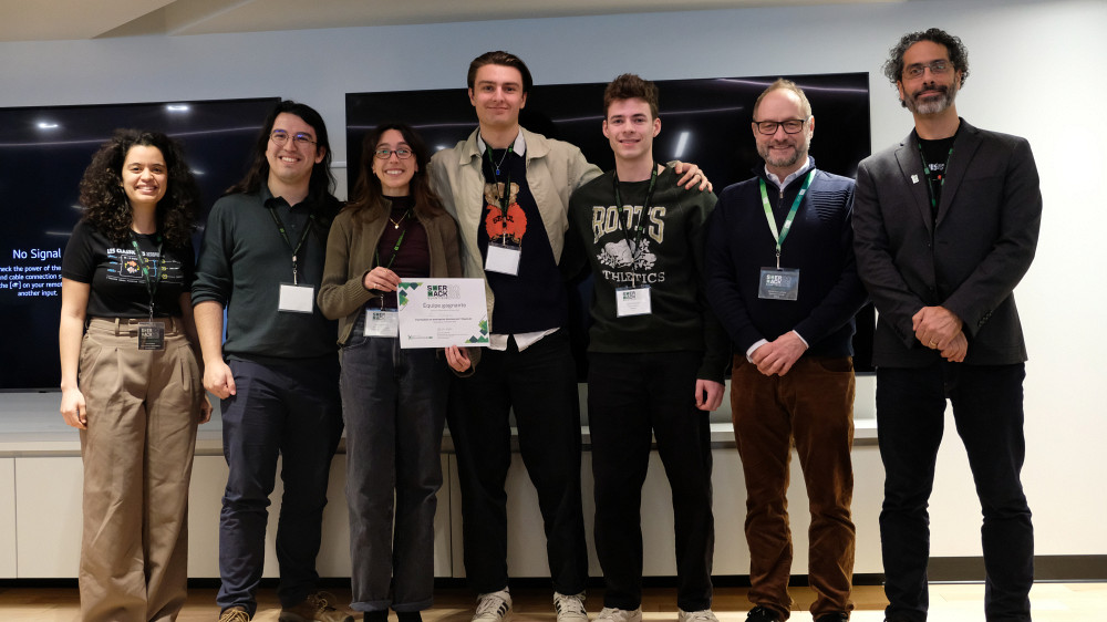 &Eacute;quipe laur&eacute;ate de l&rsquo;&eacute;dition 2026 : Les Intriqu&eacute;s de l'IA&nbsp;(industrielle alliance) :&nbsp;Antoine Coutu-Doucet, Roxanne&nbsp;Lamontagne, Derek&nbsp;Blaney, Raoul Mondor.