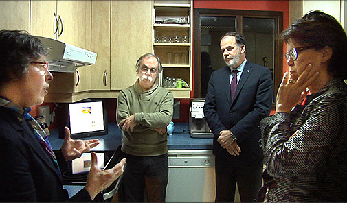 Les professeurs H&eacute;l&egrave;ne Pigot et Sylvain Giroux, le ministre Pierre Duchesne et la rectrice Luce Samoisette