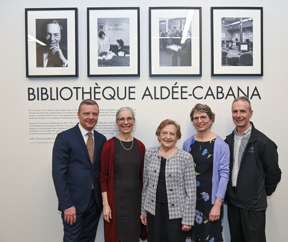Les enfants et l'épouse d'Aldée Cabana : (de gauche à droite) Yves Cabana, Marianne Cabana, Lise Couillard, Louise Cabana et Bruno Cabana.