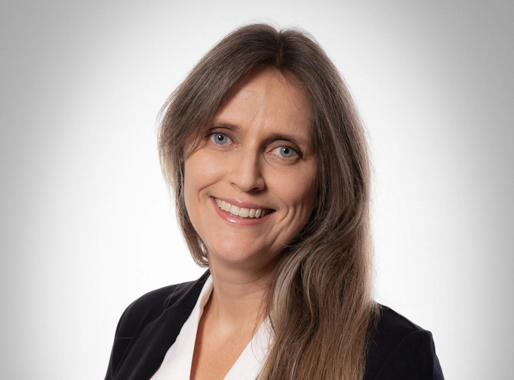 Professor Cris Adriano