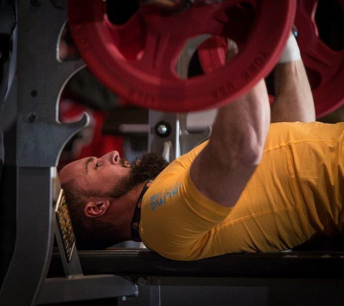 William Langlais &agrave; l'&eacute;preuve du d&eacute;velopp&eacute; couch&eacute;.