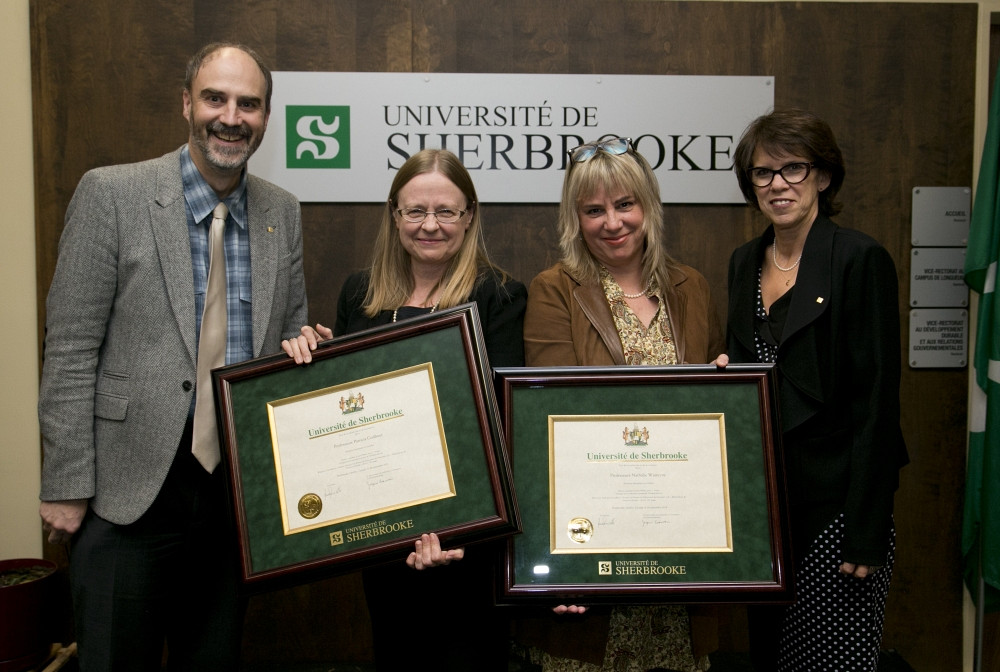Les professeures Nathalie Watteyne et Patricia Godbout, r&eacute;cipiendaires 2014 du Prix de la recherche et de la cr&eacute;ation en Sciences humaines et sociales. 
