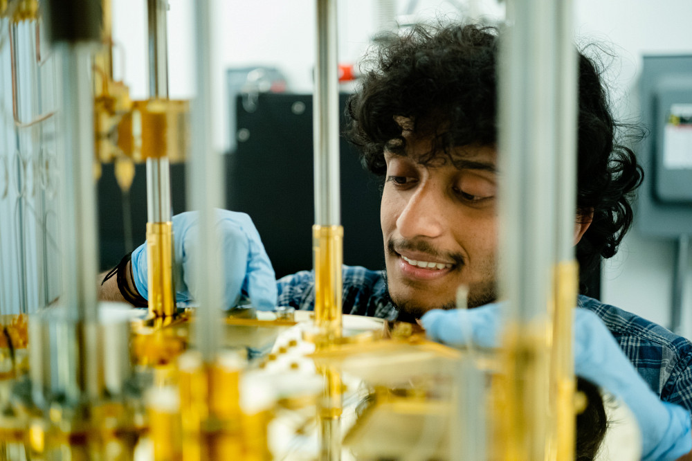 L’Institut quantique de l'Université de Sherbrooke contribuera à fournir l'expertise scientifique et le personnel hautement qualifié nécessaires aux projets de la Zone d'innovation de Sherbrooke. 