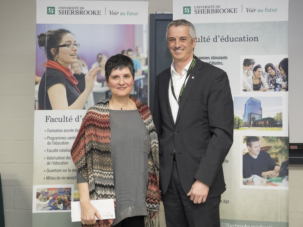 Angela Mastracci, laur&eacute;ate 2015 pour le volet francophone, conseill&egrave;re p&eacute;dagogique et r&eacute;pondante locale au C&eacute;gep Marie-Victorin, et Jules B&eacute;langer, directeur de PERFORMA.