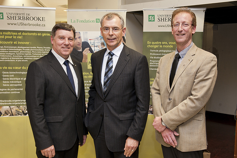 Jean Morin accompagn&eacute; du doyen G&eacute;rard Lachiver et de Fran&ccedil;ois Dub&eacute;, de La&nbsp;Fondation.