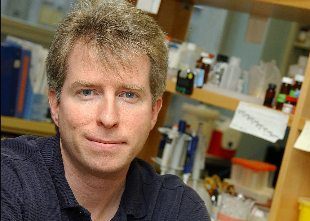 Andr&eacute; Carpentier, professeur au D&eacute;partement de m&eacute;decine