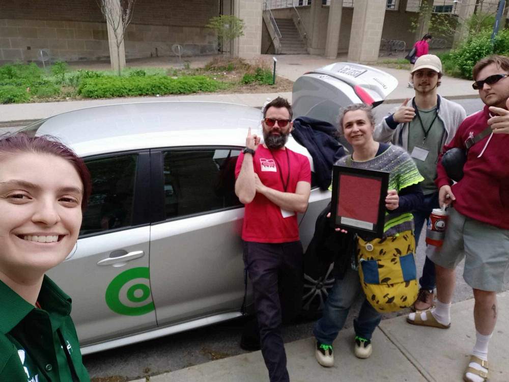 L'&eacute;quipe du Limno-GRIMP : Lucile Cosyn Wexsteen, Pr Fr&eacute;d&eacute;ric Bouchard, Ad&egrave;le Joyeux, Ga&euml;l Machemin et Loek Pascaud