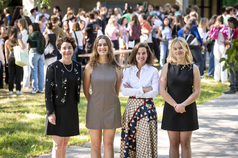 Marie-Pierre Robert, Cl&eacute;mence Lamer, Genevi&egrave;ve Vigneault et Fr&eacute;d&eacute;rique Wallis.