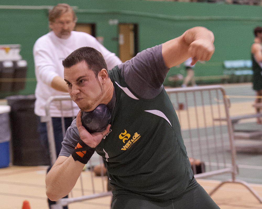 Alexandre Gagn&eacute; a &eacute;t&eacute; couronn&eacute; champion universitaire qu&eacute;b&eacute;cois au lancer du poids.