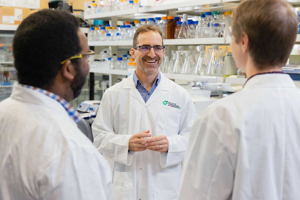 Pr Pierre-Luc Boudreault, membre de l'IPS et professeur-chercheur &agrave; la Facult&eacute; de m&eacute;decine et des sciences de la sant&eacute;