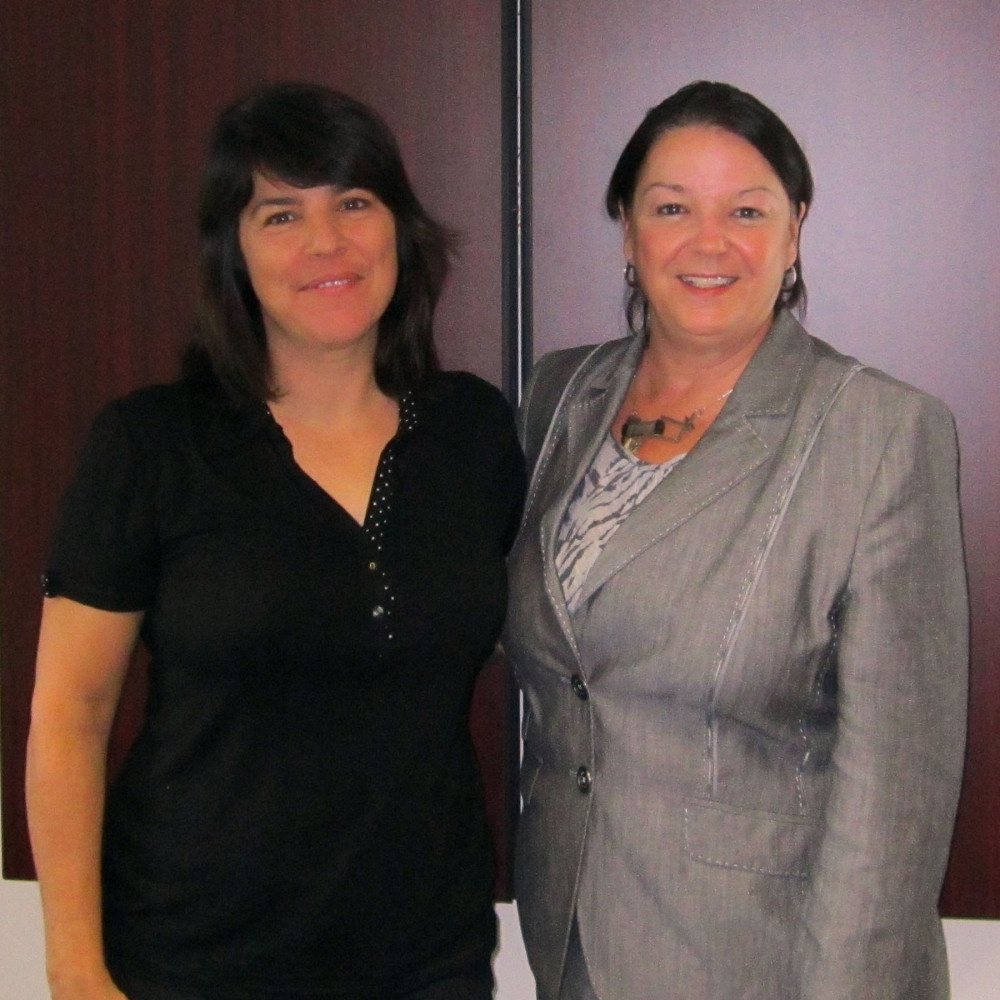 Suzie Nadeau, &eacute;tudiante au MBA coop et stagiaire en compagnie de Patricia Gauthier, directrice g&eacute;n&eacute;rale du CHUS et gouverneure de la FRAUS.