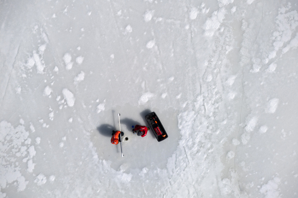 L'&eacute;tude Altered Lakes Transformed Roles (Lacs modifi&eacute;s, r&ocirc;les transform&eacute;s) est men&eacute;e par l'Universit&eacute; de Sherbrooke et r&eacute;unit diverses expertises provenant des quatre coins du pays.