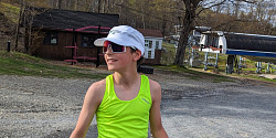 Un jeune triathlonien de Sherbrooke réussit l’impossible pour faire avancer la lutte contre le cancer