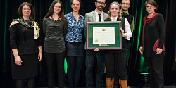 Pr Thomas Brüstle et l’équipe du Baccalauréat en écologie honorés par leurs pairs